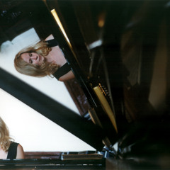 Chopin Piano Concerto No. 2 in F Minor, Op 21 - II. Larghetto