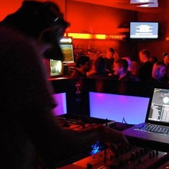 Trak-B!