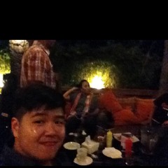 Jamming..  Semua Bisa Bilang ( Upik N The Band)  at Pisa Cafe and Resto