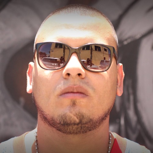 Stream Un Año Mas By Lcbcirculoasesinoatik Listen Online For Free