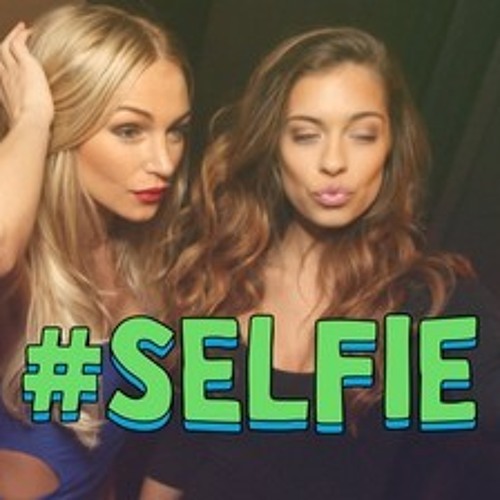 S E L F I E - A F - ( AYIEM FYLLO )