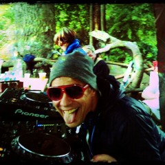 Age Of Pop  (Johnson's Bootly Mix )