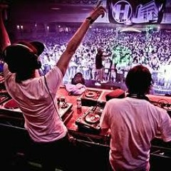 Camo & Crooked - Tonight