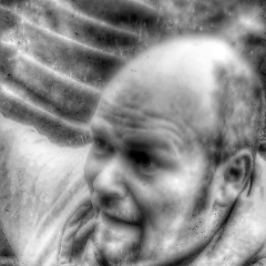 Nichts Ist Happy An Hardcore