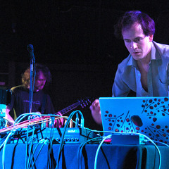 Daljit Kundi & Ludvig Cimbrelius - Enani (Ulrich Schnauss E77 Remix)