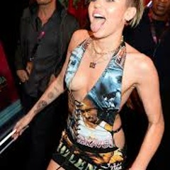 $murf Da Kiid - Twerking Like Miley (Feat SpaceInvaderBd &Wiink)