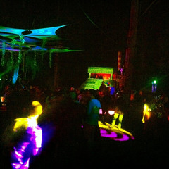Rabbits Eat Lettuce Festival - Aztek Temple - 20/04/14