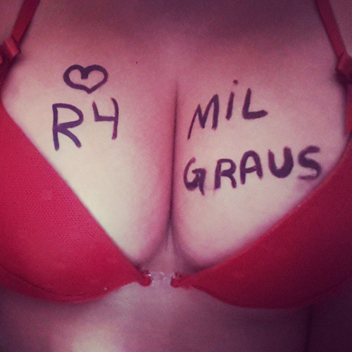 Mc Caio e Mc 2k -Eu vou Botar tudo Nela - (Dj R7) Lançamento R4 Mil Graus