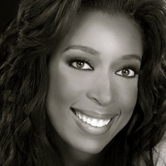 Richard Strauss, "Die Nacht" | Elena O'Connor, soprano + Linda Boianova, piano