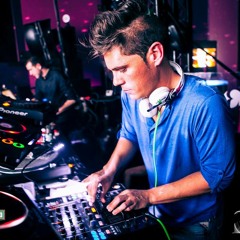 DJ Vinny - World off, mixtape on!