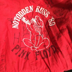 "Slave" Dumdum Boys, tatt opp bineuralt i stua mi