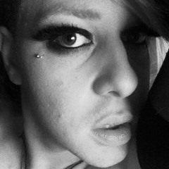 Shattered Glass - Baptiste Spears