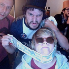 Alguma Frase Idiota Falando Que Isso Não é Amor (O Amor é Outra Coisa)