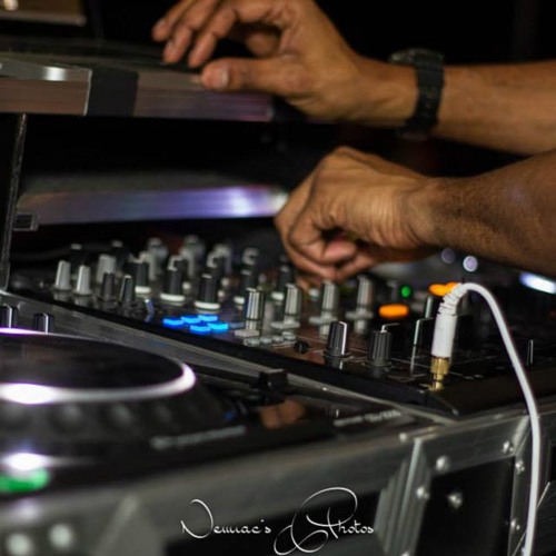 Live at Shelter ( Green Room mIx 4:20:14)