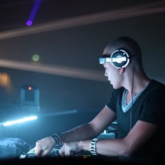 Summer of Hardstyle  "HEADHUNTERZ"