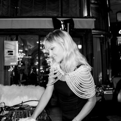 Aurore Pecrix Mix TECH HOUSE VISION April14