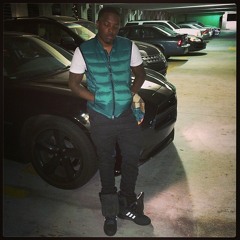 Johnny Cinco - She Know It ft. 2C JR. (Prod. By Spiffy)