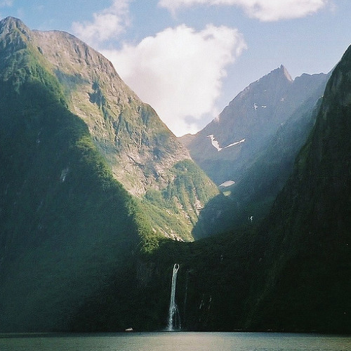 Fleurie- Inexpressible