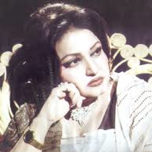 Madame Noor Jahan - Har Lehza Hai Momin
