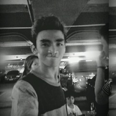 Kahit at Ukelele(compose by jperez)