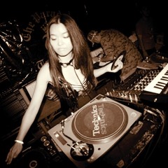 BACK TO 90'S R&B HIP HOP mixed by QUEEN MI-YAH