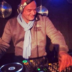 Turbulentie2.0 DJ Mark van Dale (02mei2014)(Open Rotterdam 93.9)