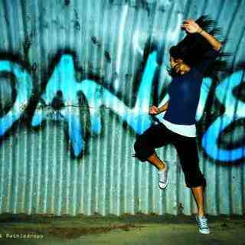 Poomstyles - Dancing On The Roof