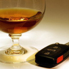 Fais croire à un de tes proches que tu es en état d'arrestation - WKND radio