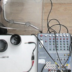 Feedback Y - Dead Air