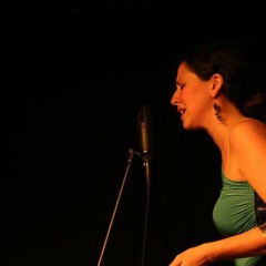 Alone. Andy la niña Flamenco