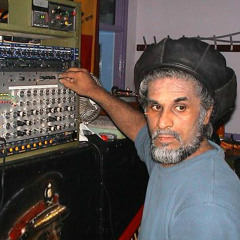 The mighty King Earthquake plays Calim' Steppa Dubplate "General" @UNOD Weekender