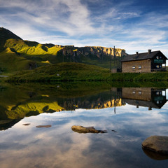 Pat D & Lady Paradox - Train Stations And Playstations