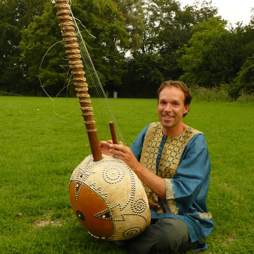Toumani Diabaté Kora Competition Kora: Albert Distelbrink - Massane Cisse