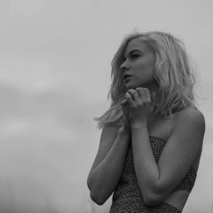 Hide And Seek (preview) - Holly Henry