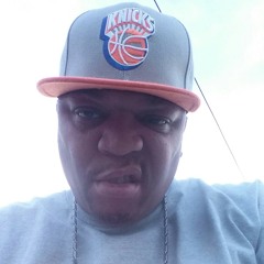 06 Dance with me feat 7even foot (2).mp3