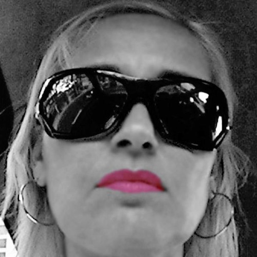 Travel In The Night  WILSON&LARREA   cantante m wilson. compositor productor f larrea download free