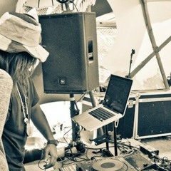 Featured Artist - Mind Tree