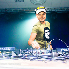 Poekoeshani (DJ CAT Remix)