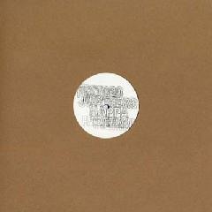 Four Tet - Lion - Jamie XX Remix (Onetram Edit)FREEDOWNLOAD