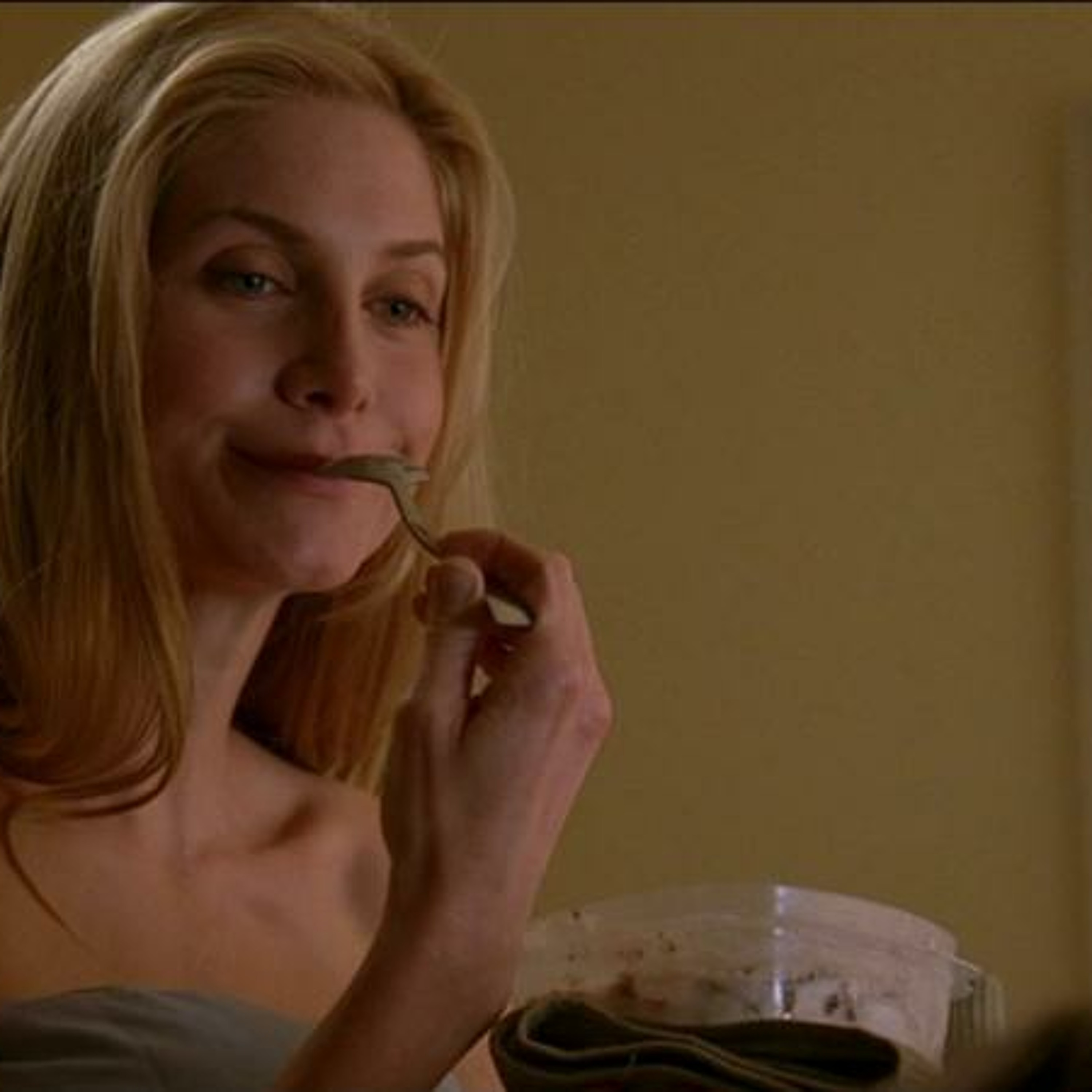 013 - One Of Us *AFTER DARK* (Ep 3x16 w/ Christine Mackie) episode artwork