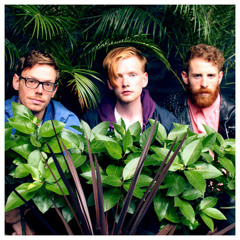 Squarehead - RESPECT - 10 Ghosts Of Terror Noir