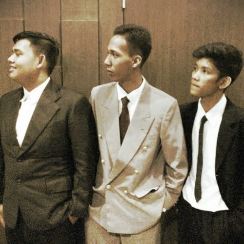 Nasyid dari "BNB" unik dan pertama di indonesia haha !!!