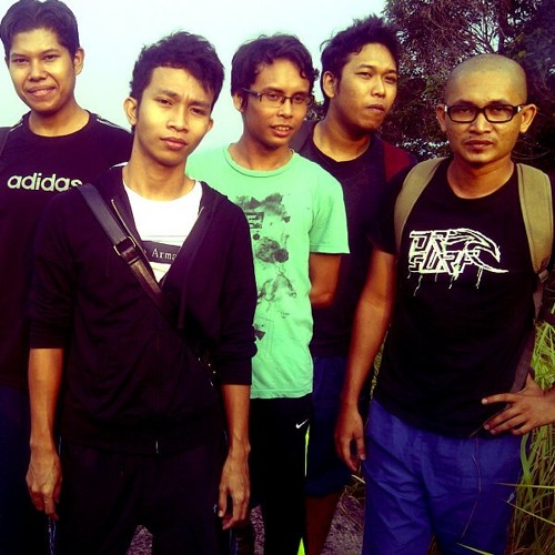 Download Lagu Awie Wings Terbaru Mp3 Album Terlengkap Lama ...