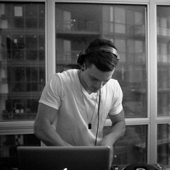 Andreas Silaidis - May 11, 2014 at Comfort Zone, Toronto