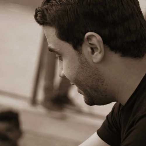 احمد عزت انسان ضعيف