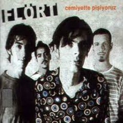 Flört - İstanbul (Cemiyette Pişiyoruz-2003)