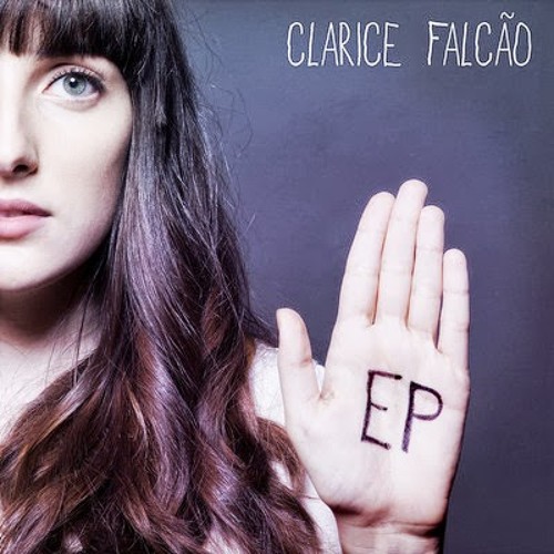 Macae - Clarice Falção