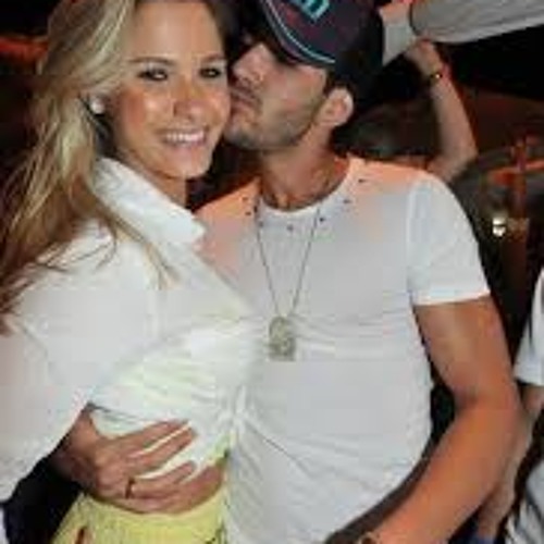 Gusttavo Lima-Fazer bebê