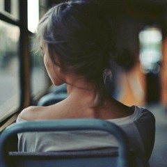 تدړي من اللي زٱرني يــوم فرقٱڱ.."