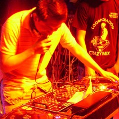 Volumen 1 Dj Crazy Mix VILLERAS O995944064 AMBATO ECUADOR